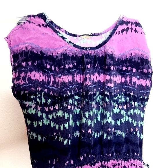 🌶️Tribal Print Girl's Pink and Blue Patterned Sleeveless Dress w/ Round Neck - Picture 4 of 9